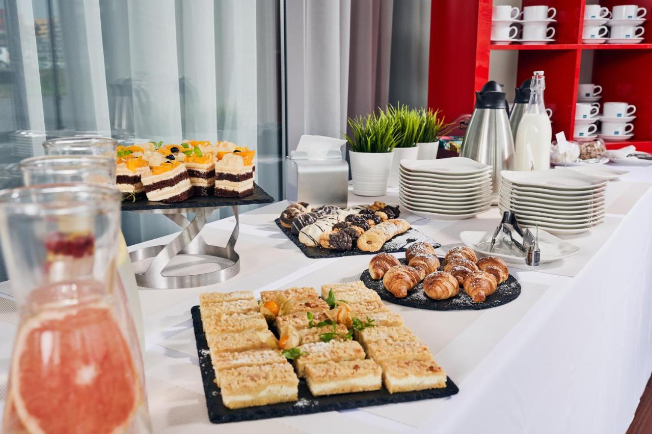 Green Park Hotel Вильнюс Экстерьер фото